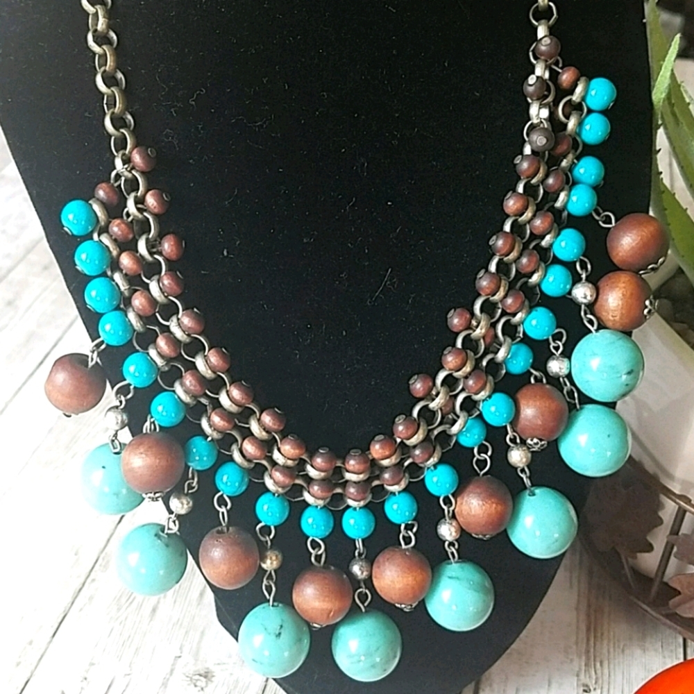 Fashion jewelry, Teal and wooden necklace - Picture 1 of 2